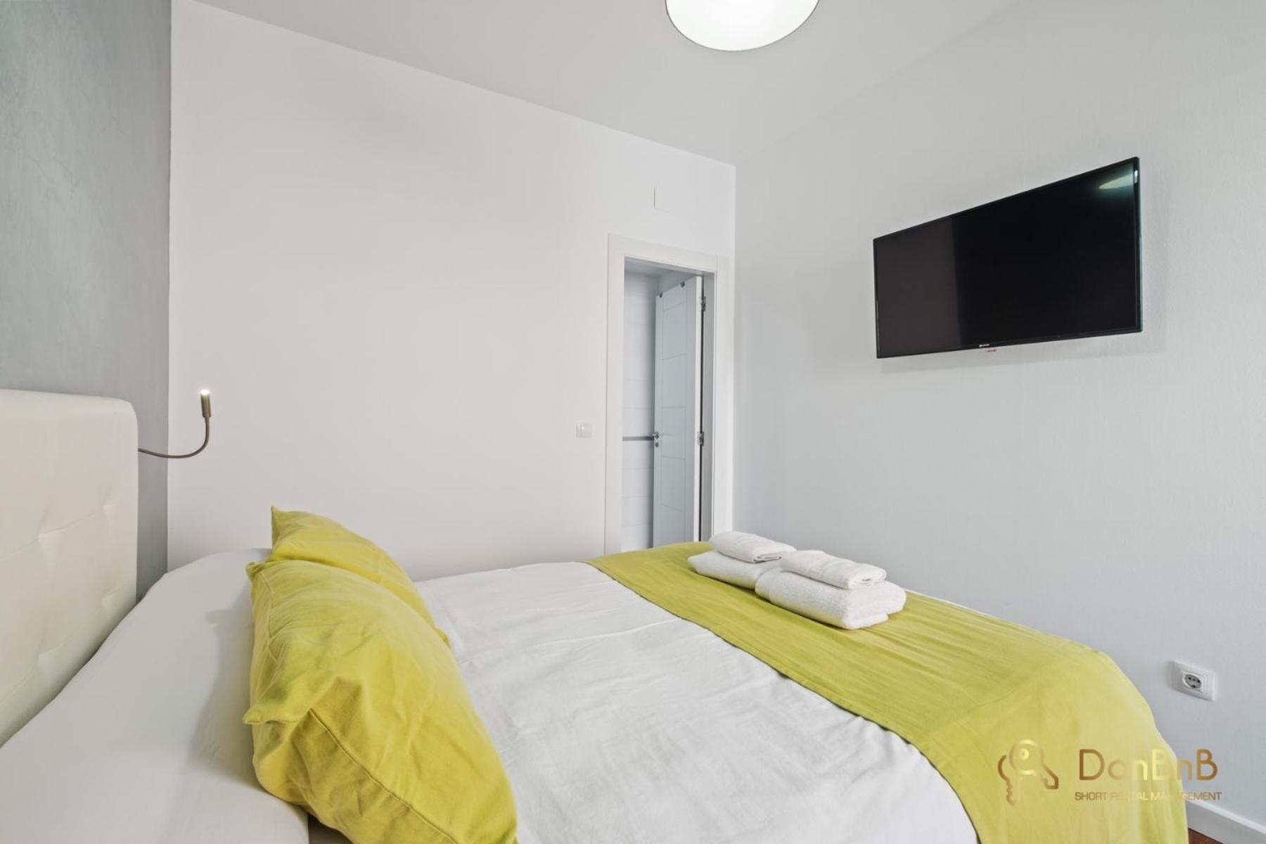 Flat With Balcony Lägenhet